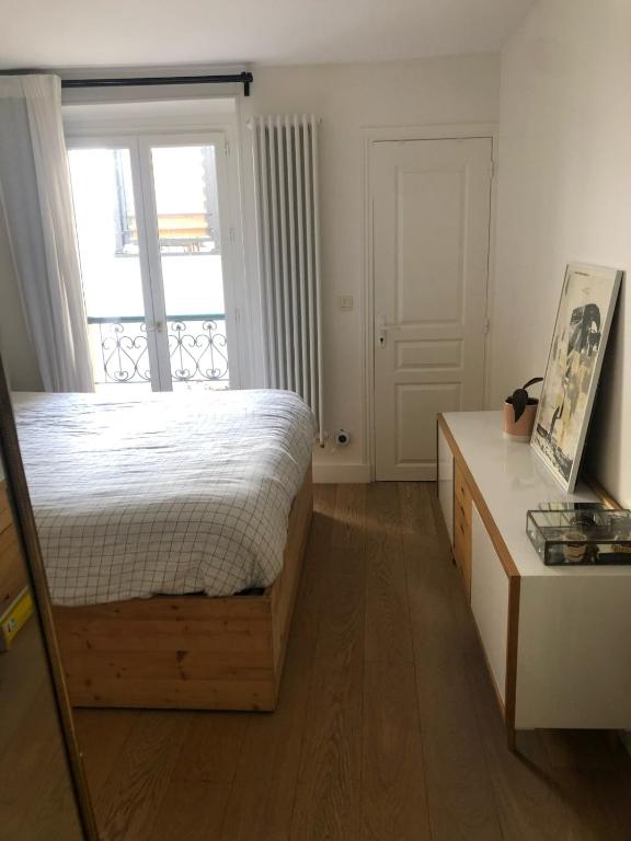 Bright apartment near the Eiffel Tower - 3