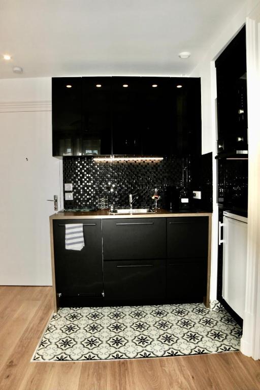Eugenie Residence - 5