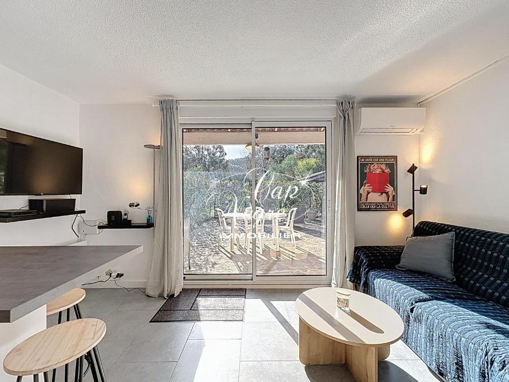 Appart T2 cabine rénové pour 4p avec jardin, résidence avec piscine à 750m de la plage de Cavalière - 2