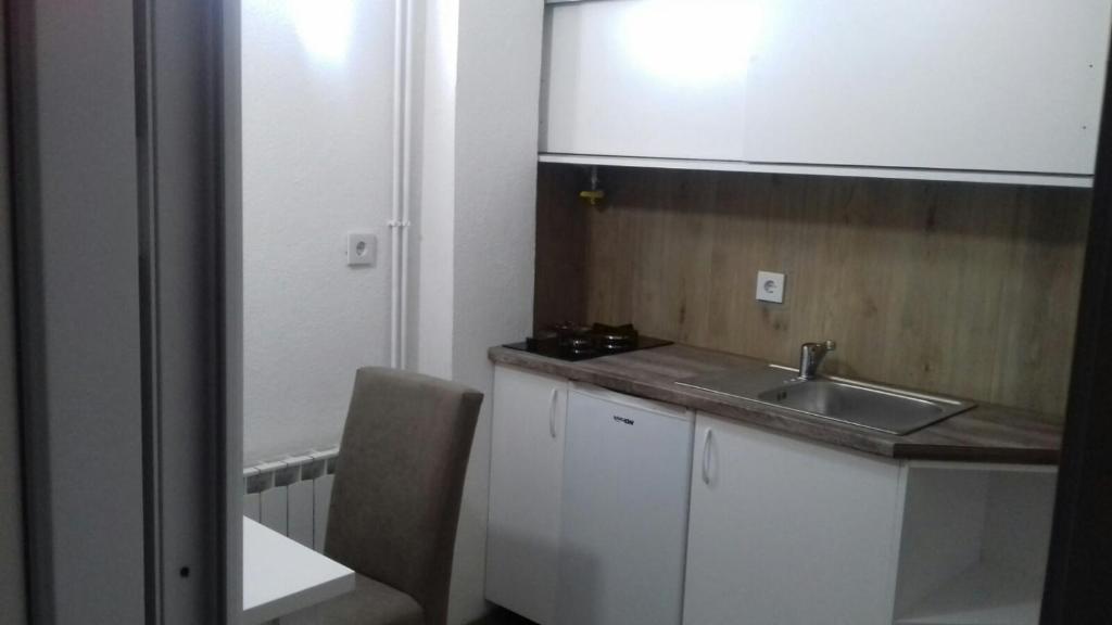 Modern&Cozy Bosnian house with GARDEN+FREE parking - 4