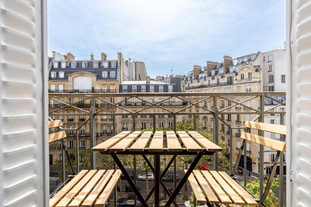 GuestReady - Bright stay with Arc de Triomphe view - 5