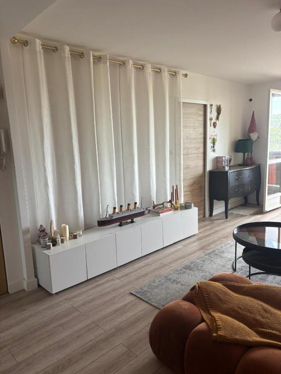 Appartement proche Almanarre - Hyères - 4pers - 4