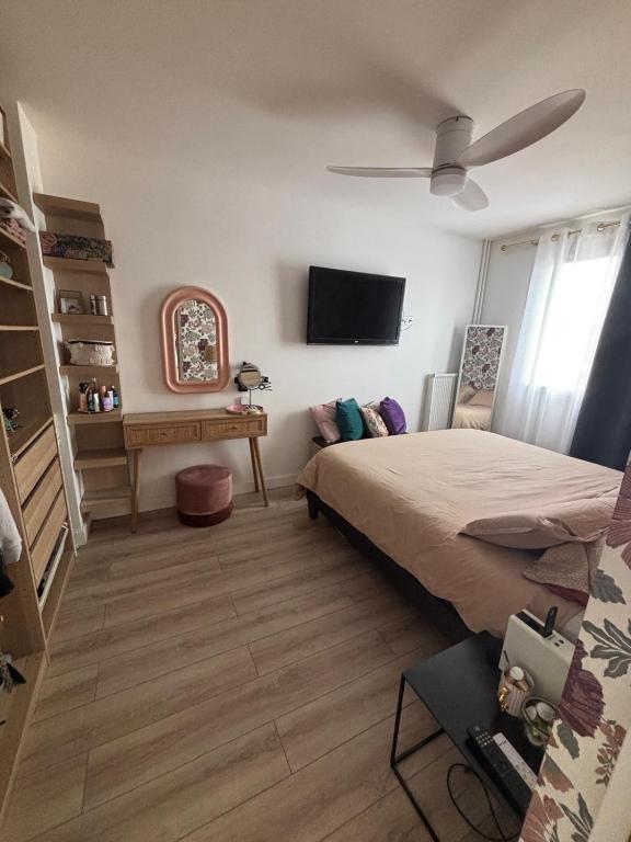 Appartement proche Almanarre - Hyères - 4pers - 5