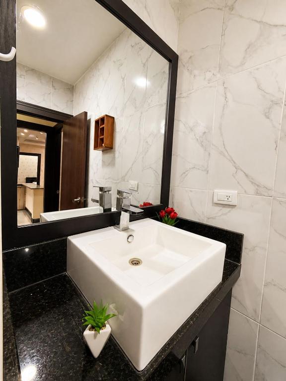 Moderno Apartamento Familiar en Zona Exclusiva - 2 habitaciones - 5