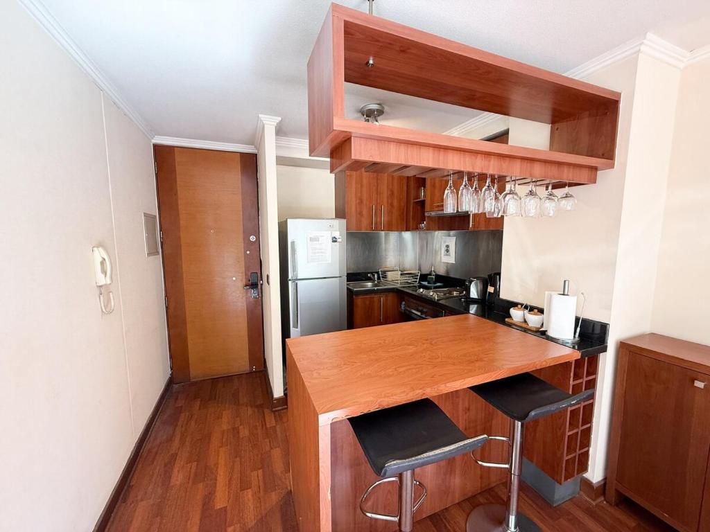 10th floor, building with pool and gym - 3