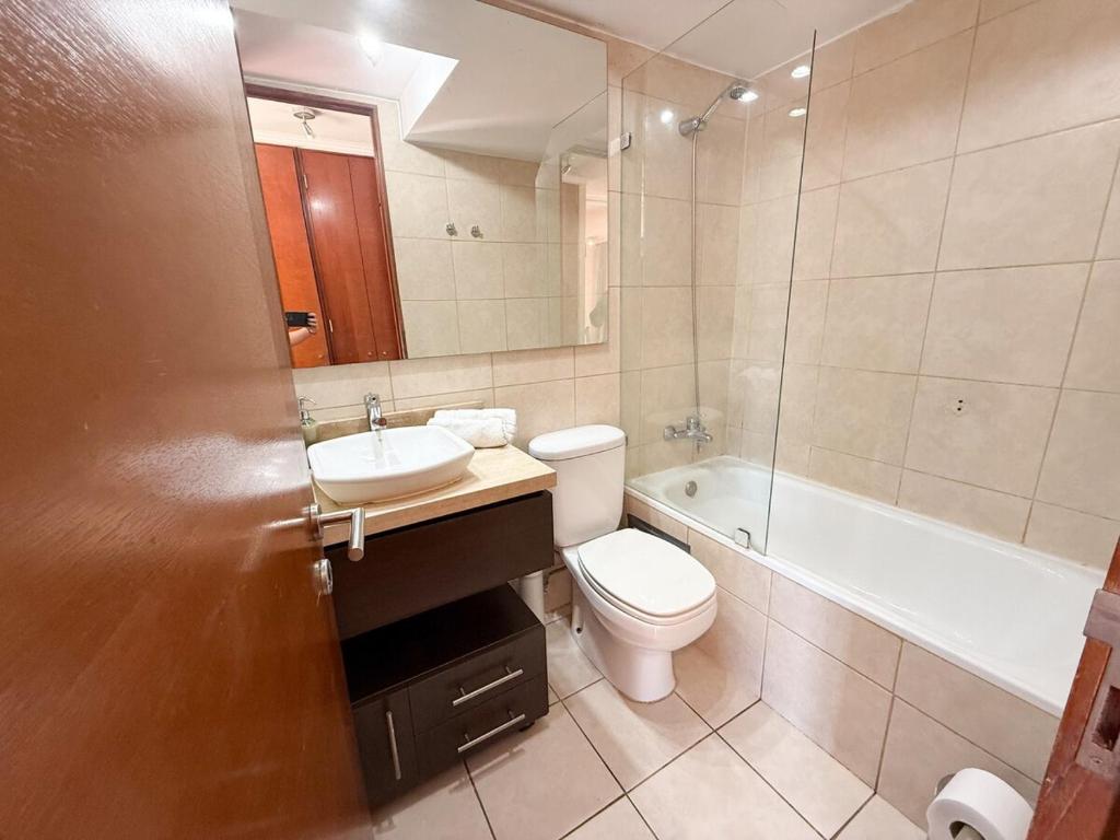 10th floor, building with pool and gym - 5
