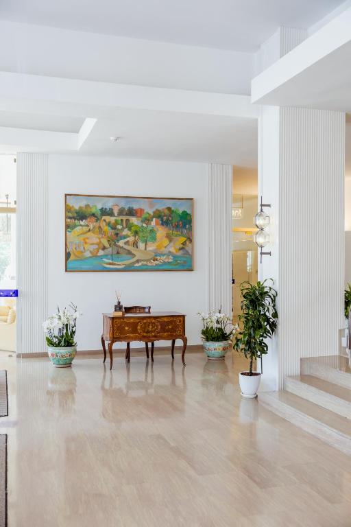Grand Hotel Cesare Augusto — Hotel building in Sorrento, Campania
