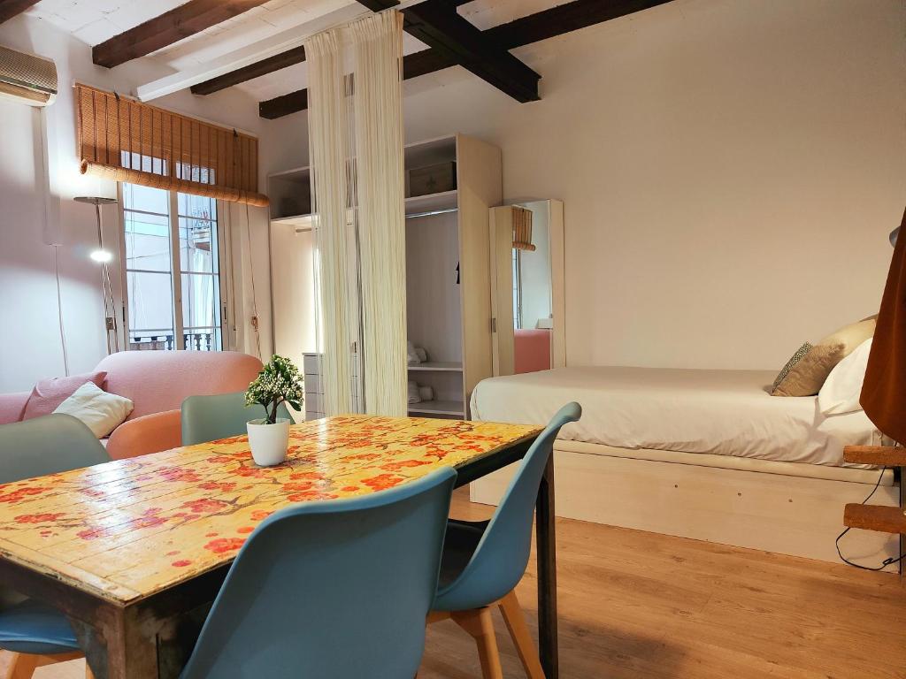 Best location in El Born modern super comfy - 5
