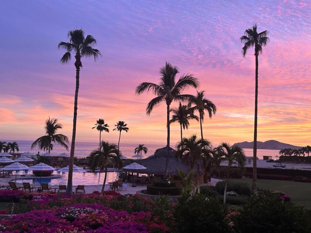 Memorial Day Special 2BR Beachfront Casa Del Mar - 2