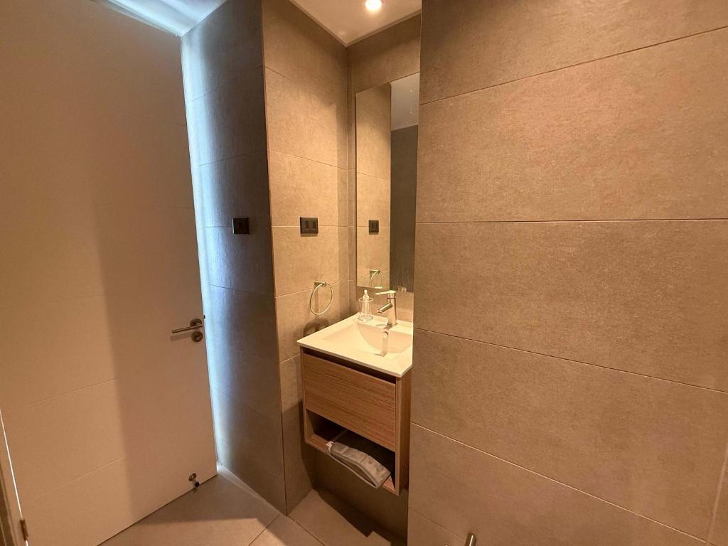 Cozy Dpt with Panoramic Views Perfect for 3 - 2
