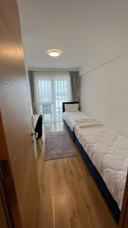 River walk apartment - 2