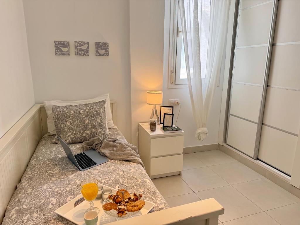 Hortensia Suites Apartments, Los Cristianos, Tenerife - 4