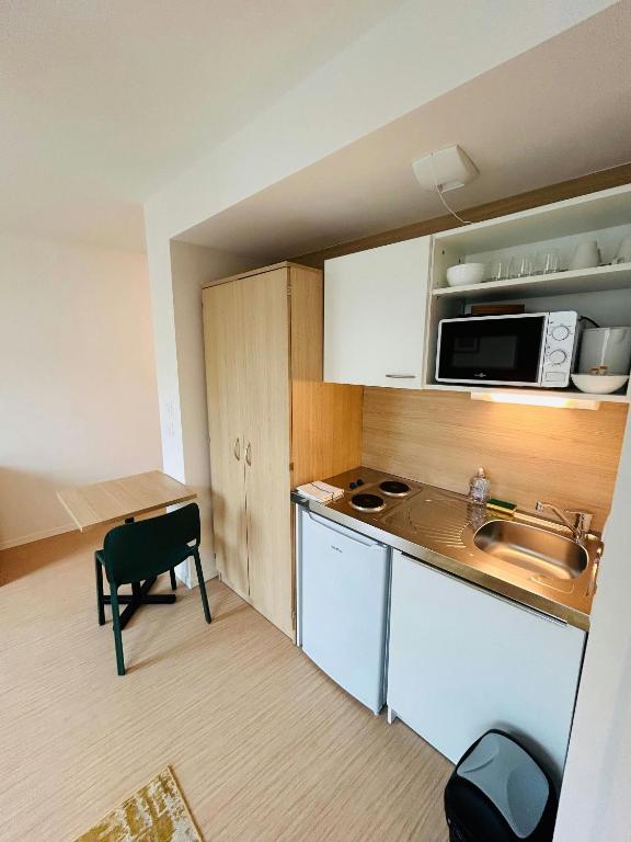 We Live In R - Suite 202 - Cathédrale - 3