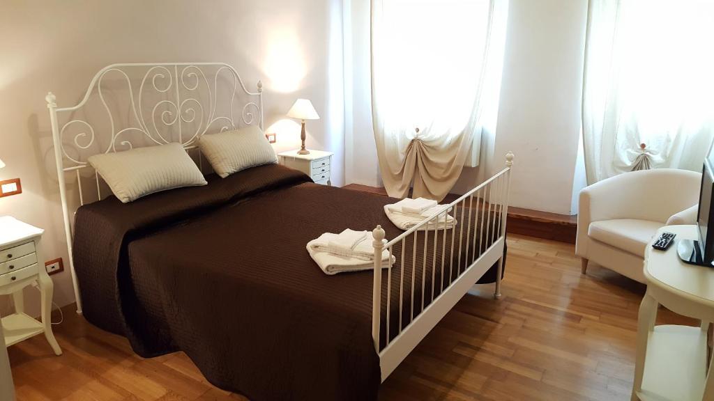 Maison Sara, Florencie