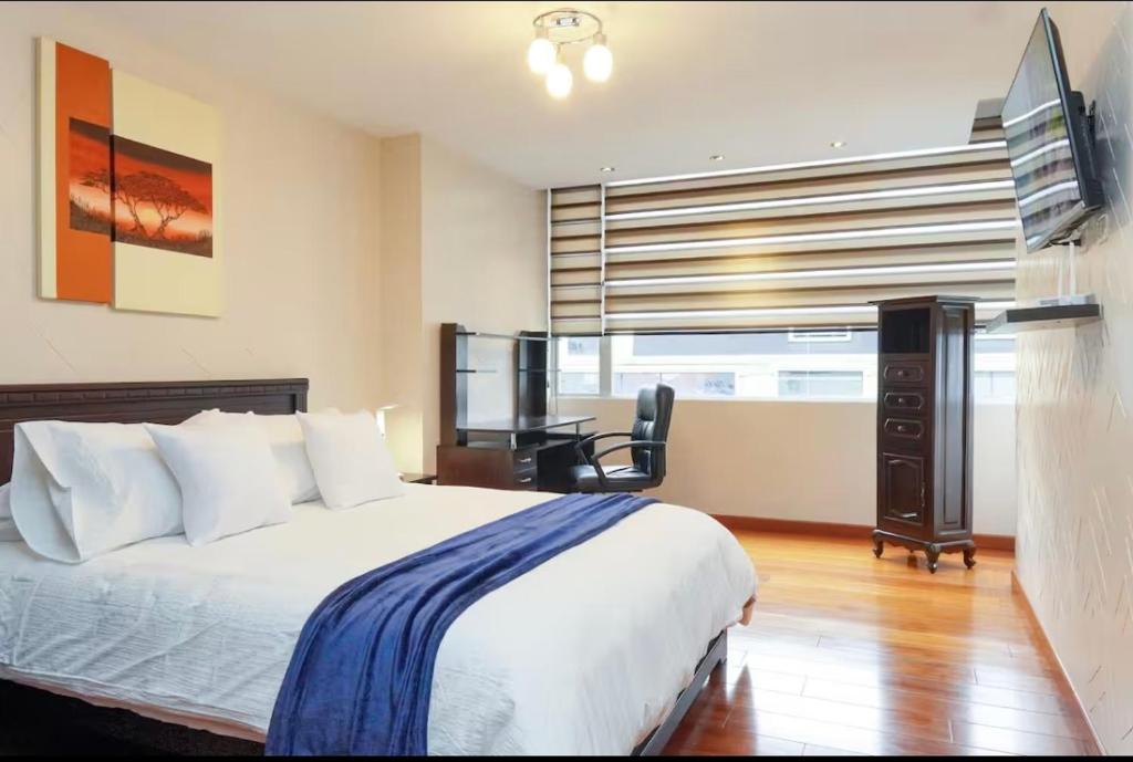 Elegant modern Suite - 2