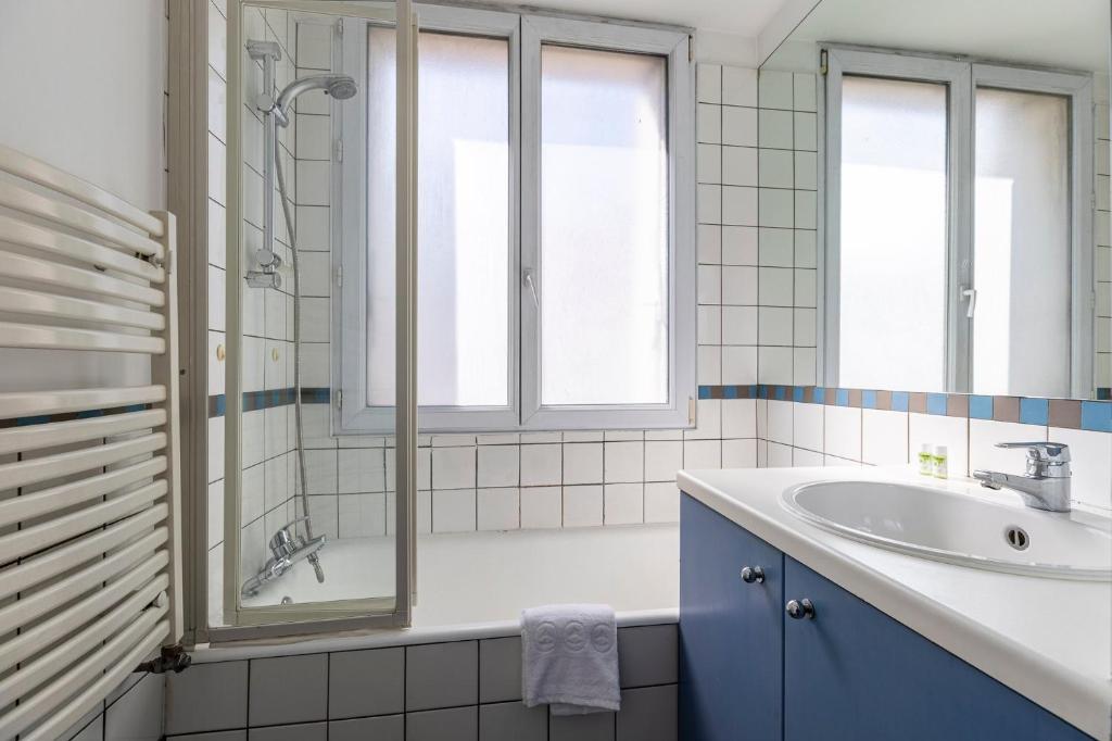 Appartement lumineux + terrasse – Hypercentre Paris - 5