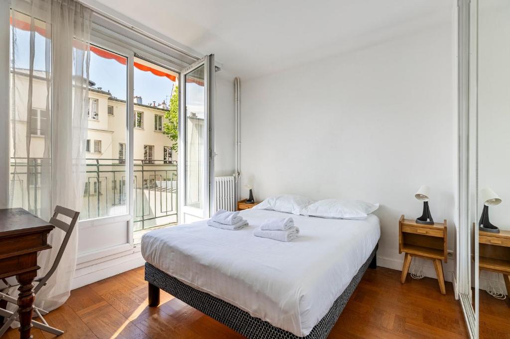 Appartement lumineux + terrasse – Hypercentre Paris - 4