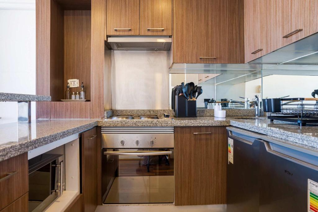 Apt in Las Condes with Pool and Private Balcony - 4