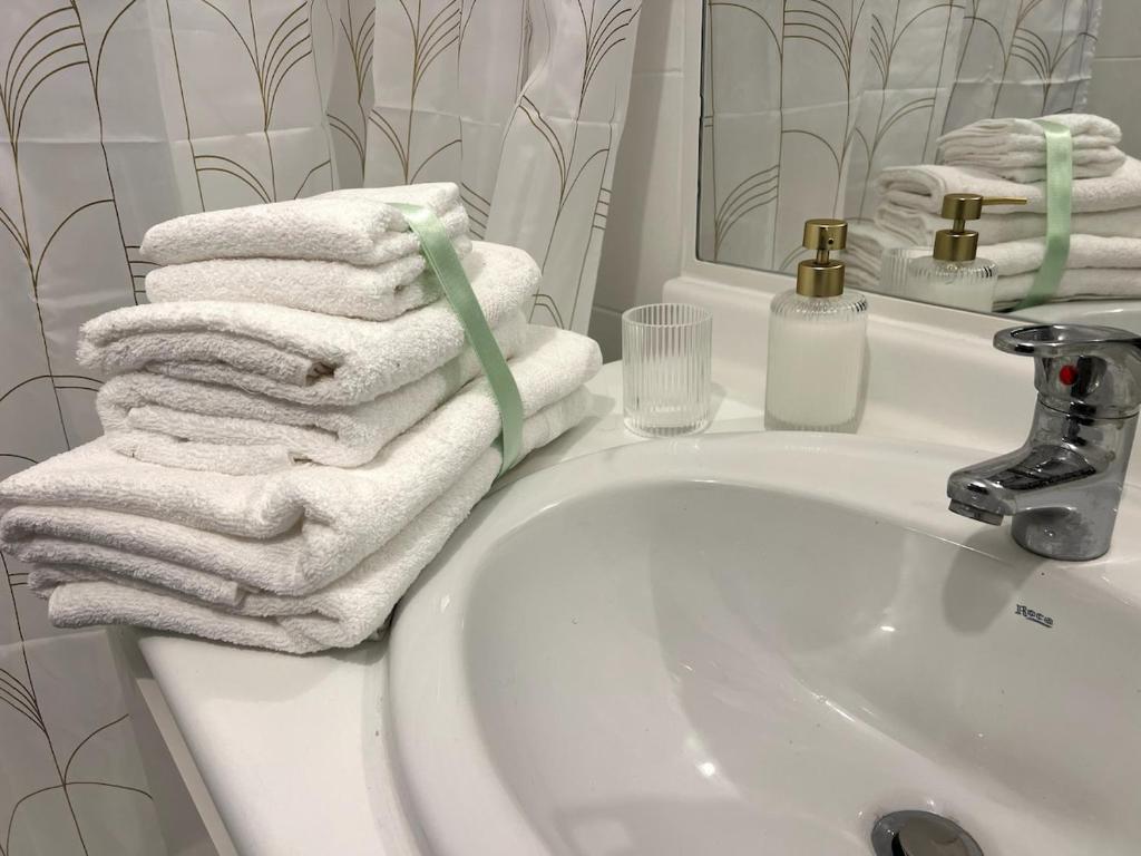 Studio avec Jardin Privé, Piscine, Tennis, Climatisation, calme - 4