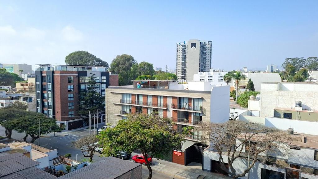 3BR, Between Miraflores and Barranco, Fast WiFi - 4