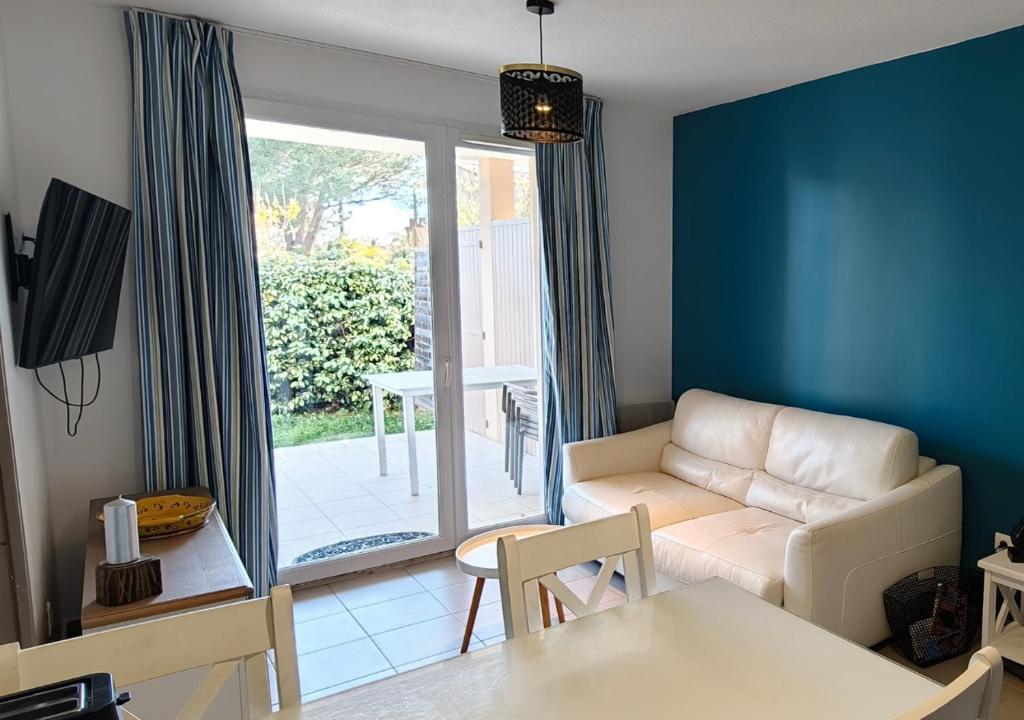 L'argentière, proche plage,Résidence piscine, Tennis, parking - 4