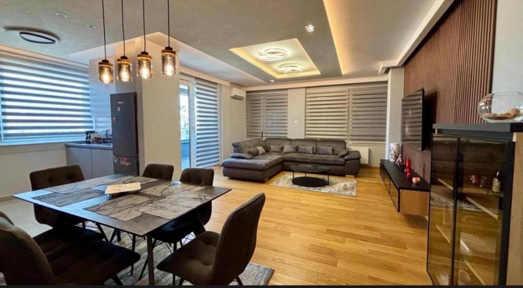 Banu Luxury - 2