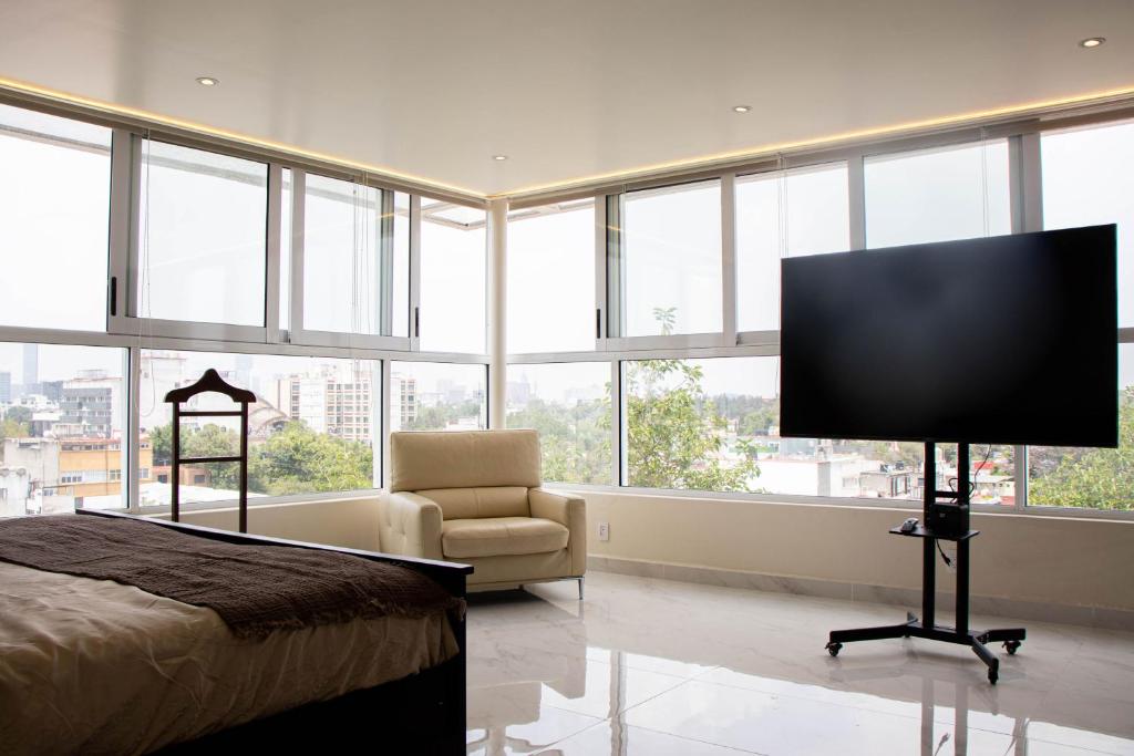 Awsome Rooftop Penthouse - 3