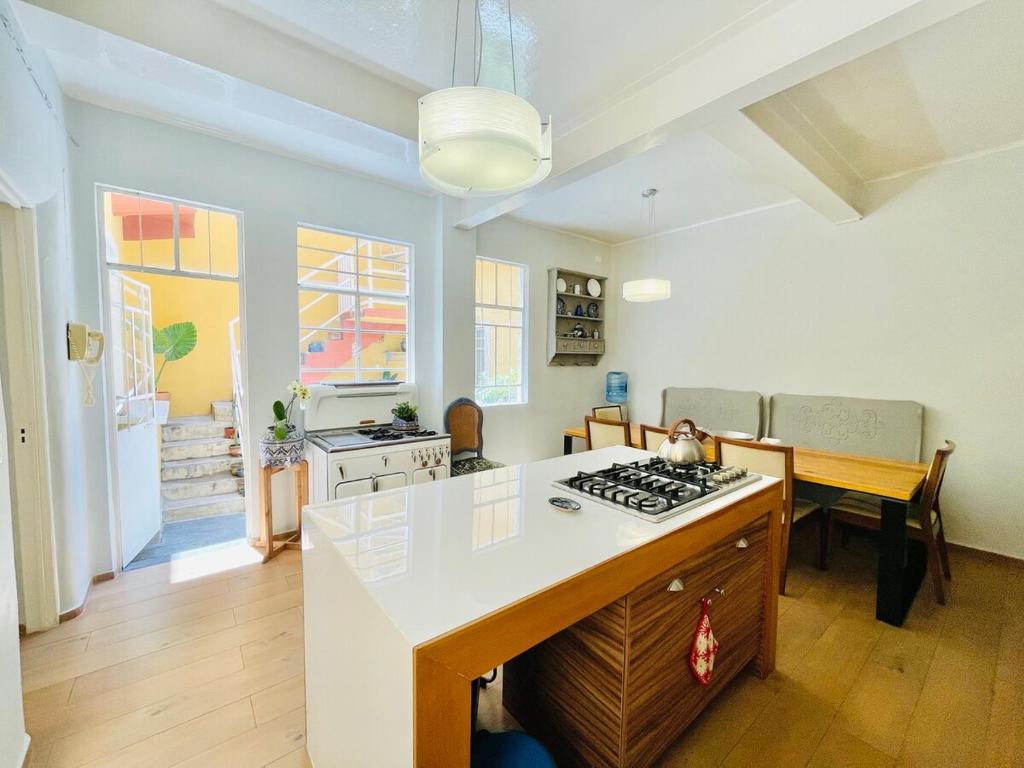 Historic Restored Manor House - 6 Bedrooms - Puebla Downtown - 5