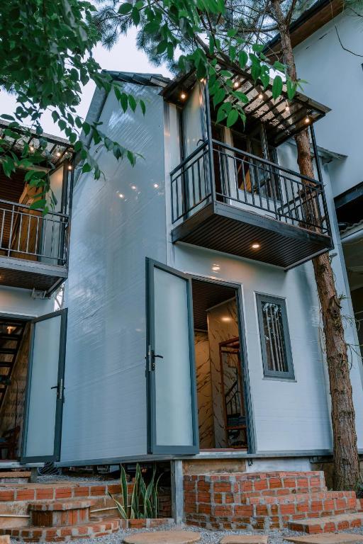 Angels Homestay & Coffee