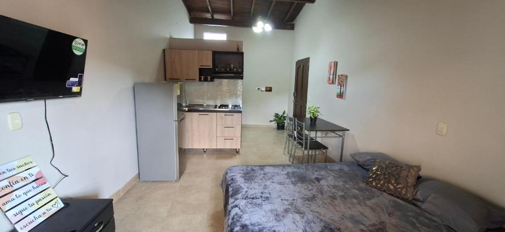 Apartamento con balcón en El Retiro - Antioquia - 5