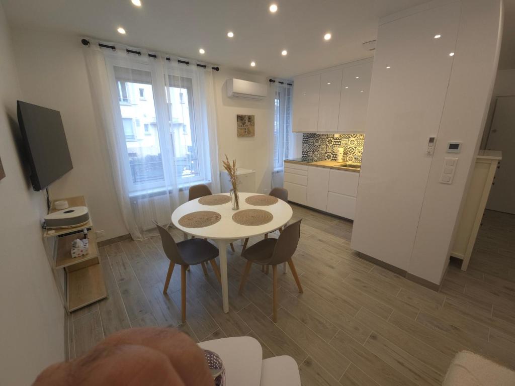 Appartement moderne climatisé avec parking 4 pers Mulhouse - 5