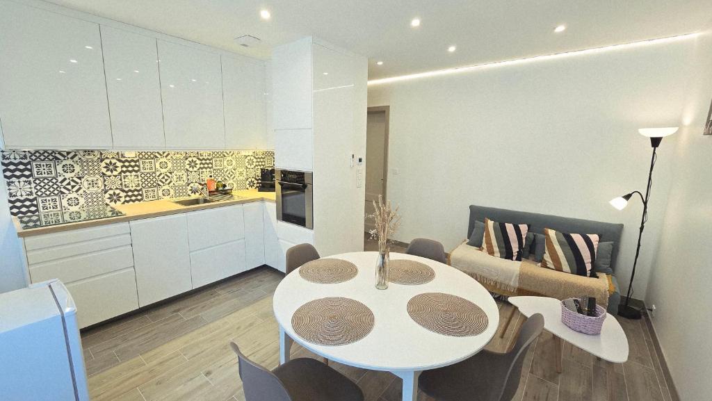 Appartement moderne climatisé avec parking 4 pers Mulhouse - 1