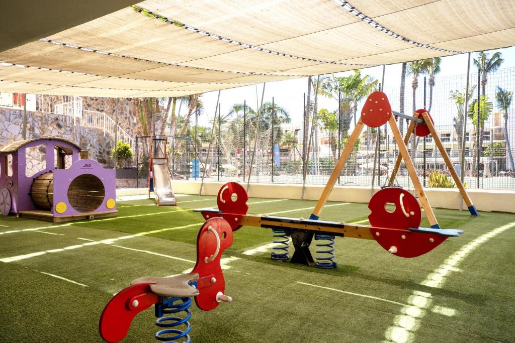 Hotel Drago Park by Pierre & Vacances — Attractions for children in Costa Calma, Canary Islands
