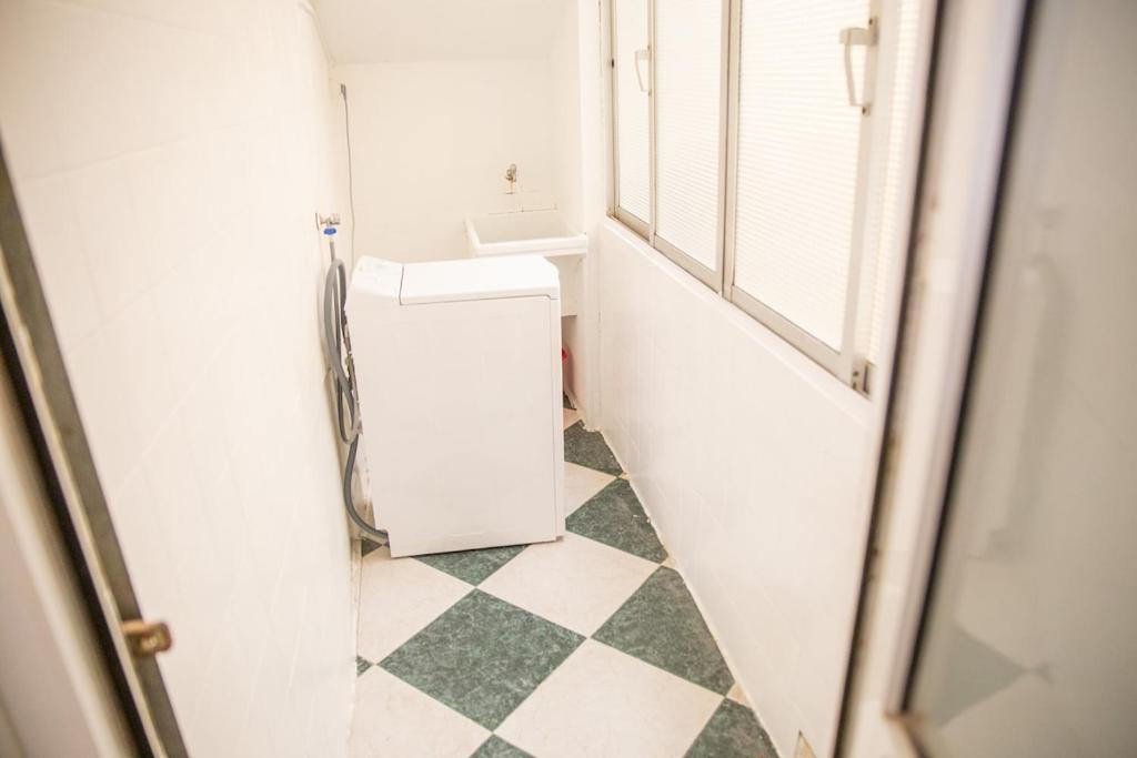 Stylish 2BR Apt I 2 min Station I Walk to Center - 4