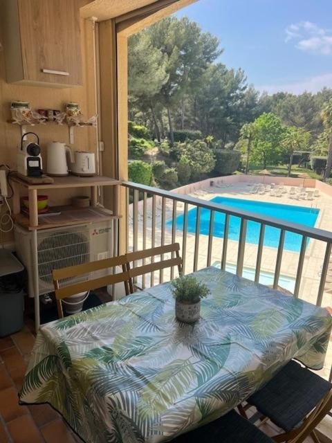 COCON DES PINS Studio 4 personnes, piscine, mer, clim, Wifi - 2