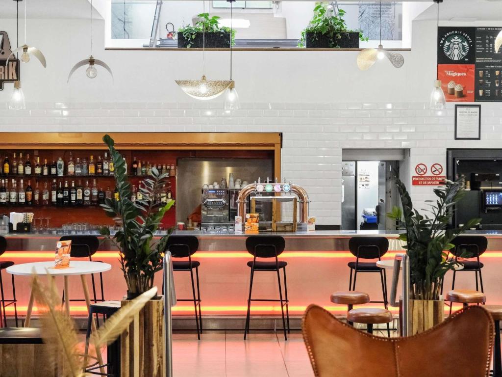 Bar/lounge