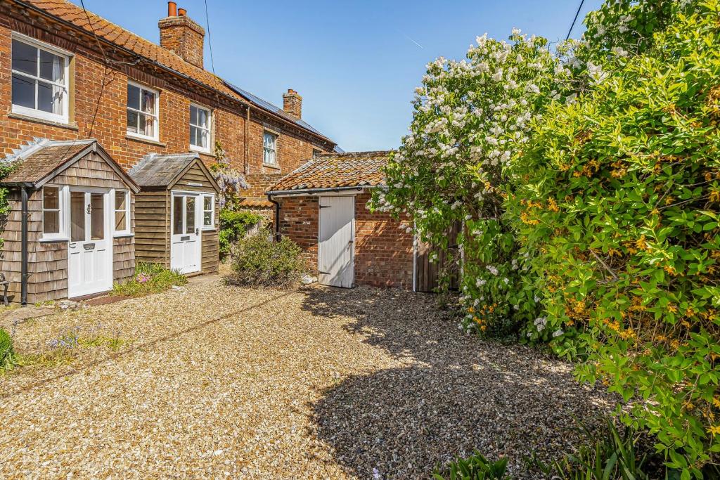 Clematis Cottage, Brancaster photo 5