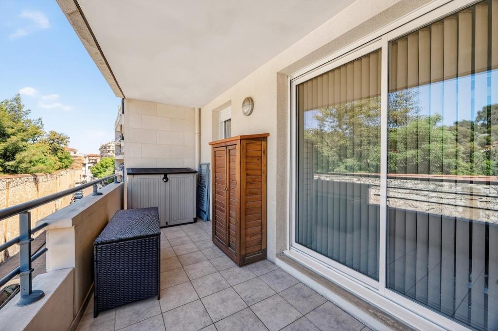 T3 moderne avec balcon & accès rapide à la plage - 2