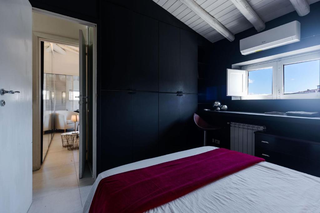 Carmelina Home 2 - 4