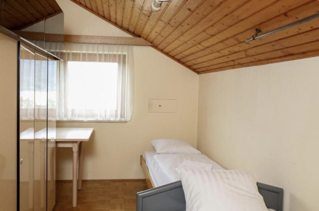 Apartment Karawankenblick with Lake View - Free Parking - 3