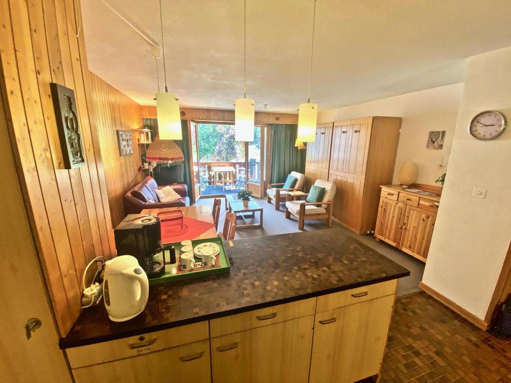 4 person apartment in central location - 4