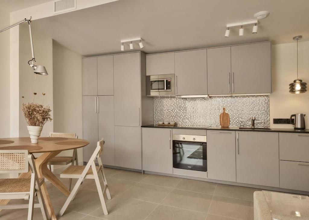 Casa Arbol - Beach view 2 bed apartment in Estepona centre - 5