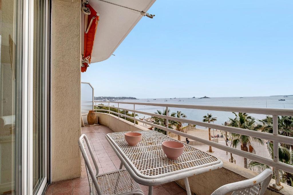 Front de Mer Palais Juan 2P - 3