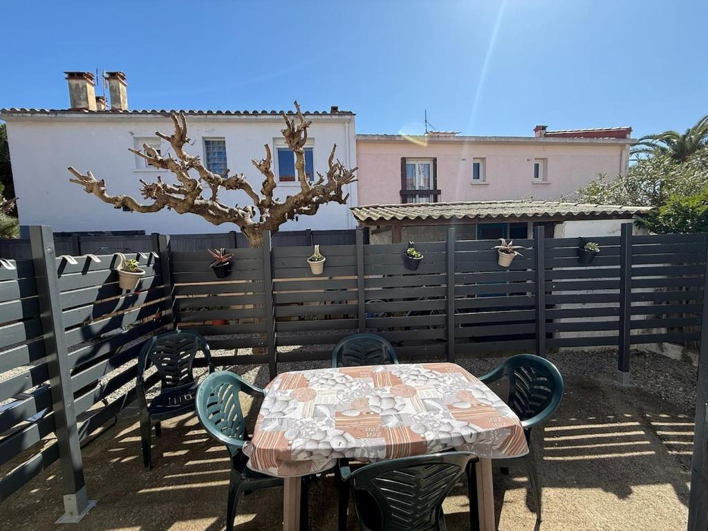 Appartement avec terrasse près de la mer 2 - 5