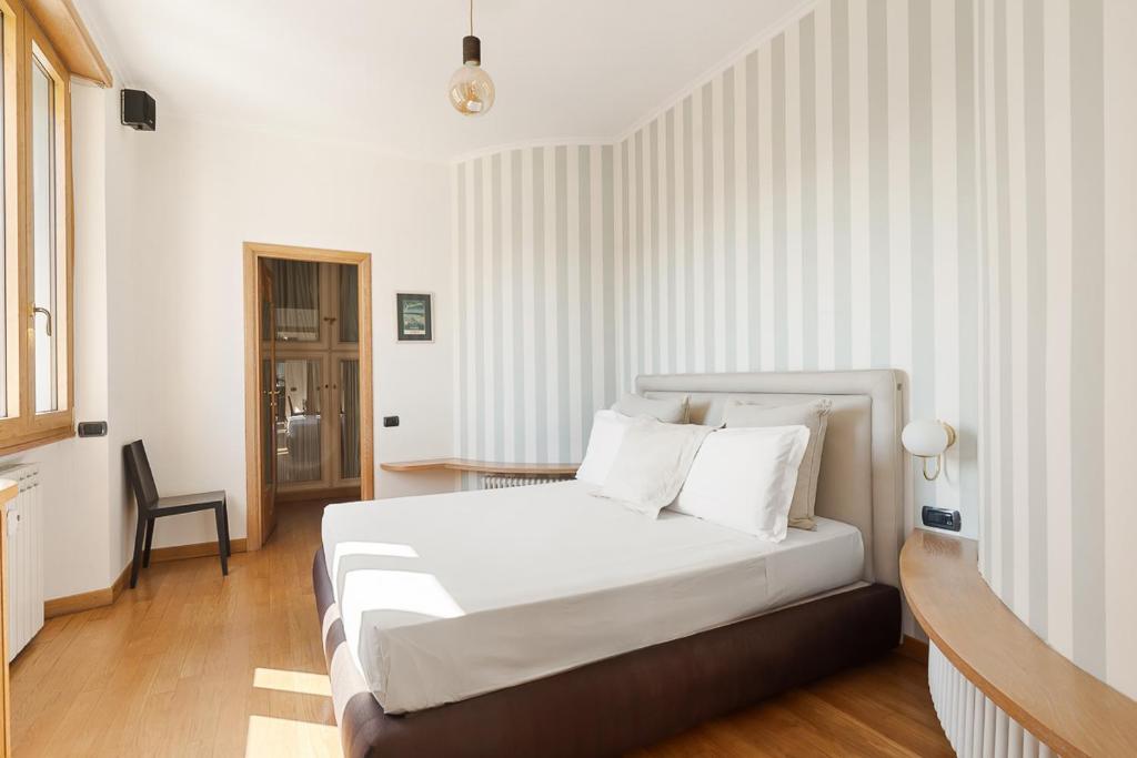 Vintage Penthouse with Panoramic St Peter View - 5