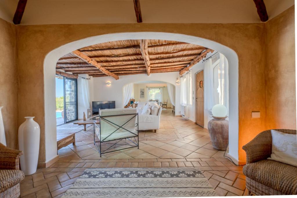 Villa Flor, Exclusive House with Pool in Stintino - 2