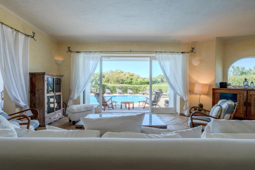 Villa Flor, Exclusive House with Pool in Stintino - 3