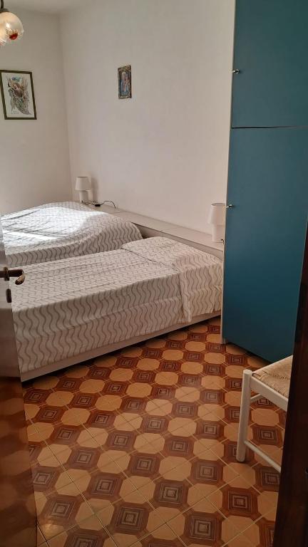 2BR Flat 8-min walk from Rena Bianca, pvt parking - 5
