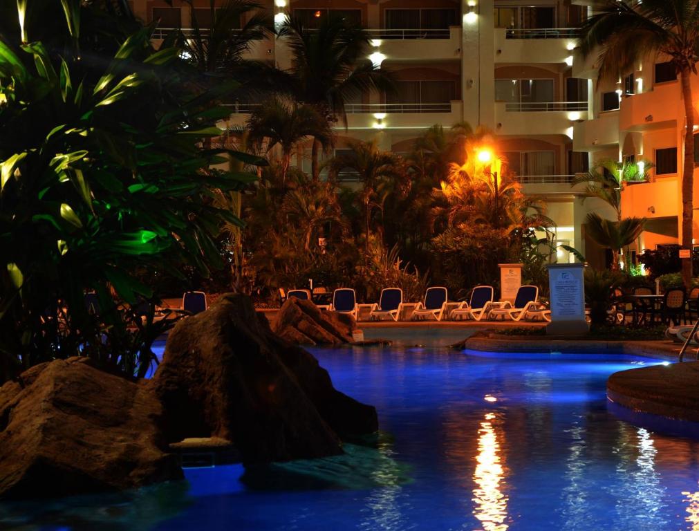 Costa Bonita Condominiums & Beach Resort - Tercer planta - 1