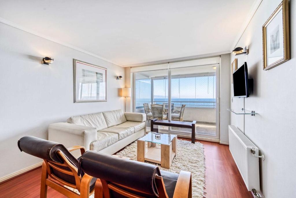 Borgoño Prime 2BR and Ocean View - 4